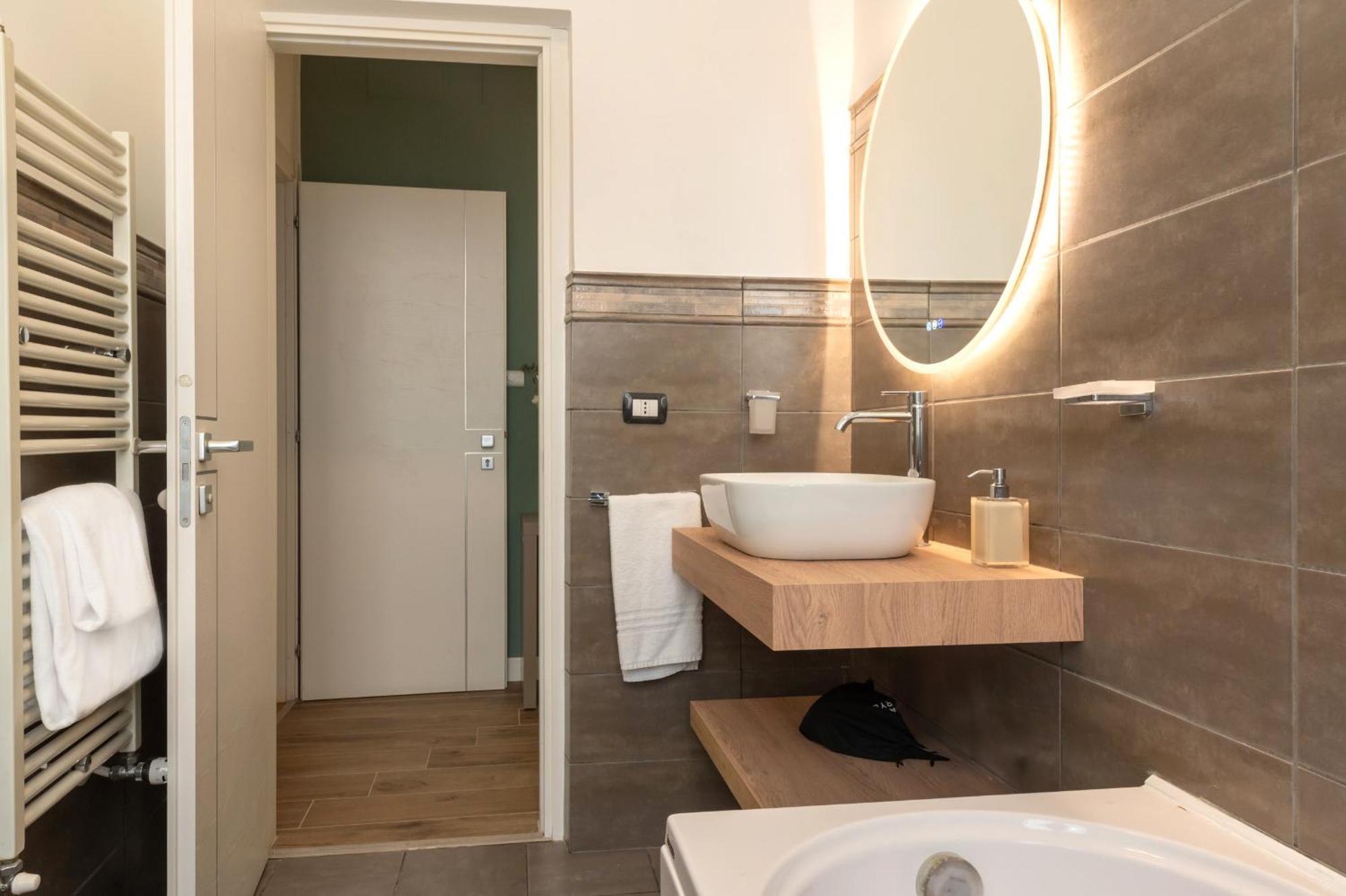 Hotel Nox Rzym Zewnętrze zdjęcie
